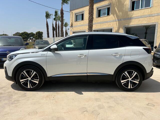 PEUGEOT 3008 ALLURE 1.6 PHEV HYBRID AUTO SPANISH LHD IN SPAIN 81000 MILES 2020